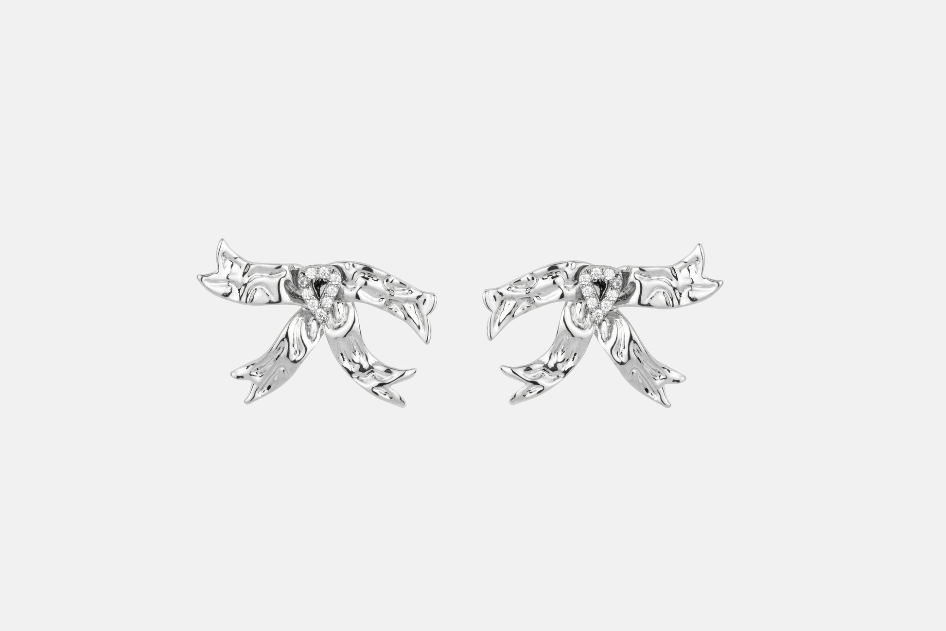 SOLANGE Bow Studs - Basliq